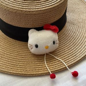 Vintage Sanrio Hello Kitty - Plush head brooch